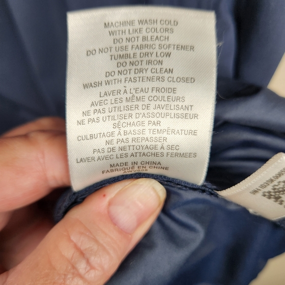 Men's Adidas waterproof Short-Sleeved Golf Overshirt, Size M - Picture 10 of 13